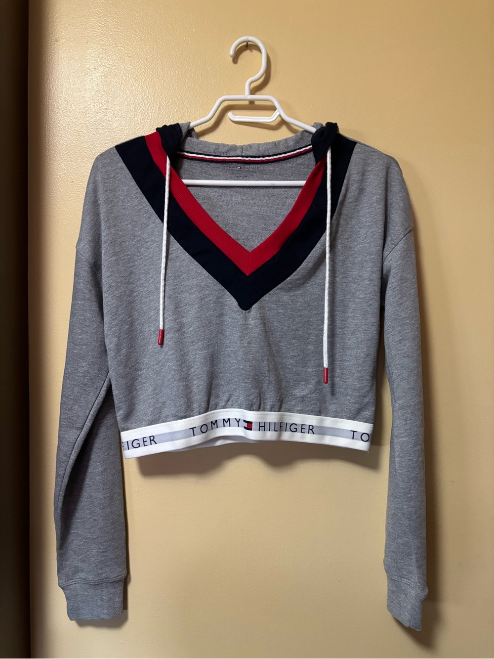 Tommy Hilfiger Gray Cropped V-Neck Hoodie with Red & Navy Trim